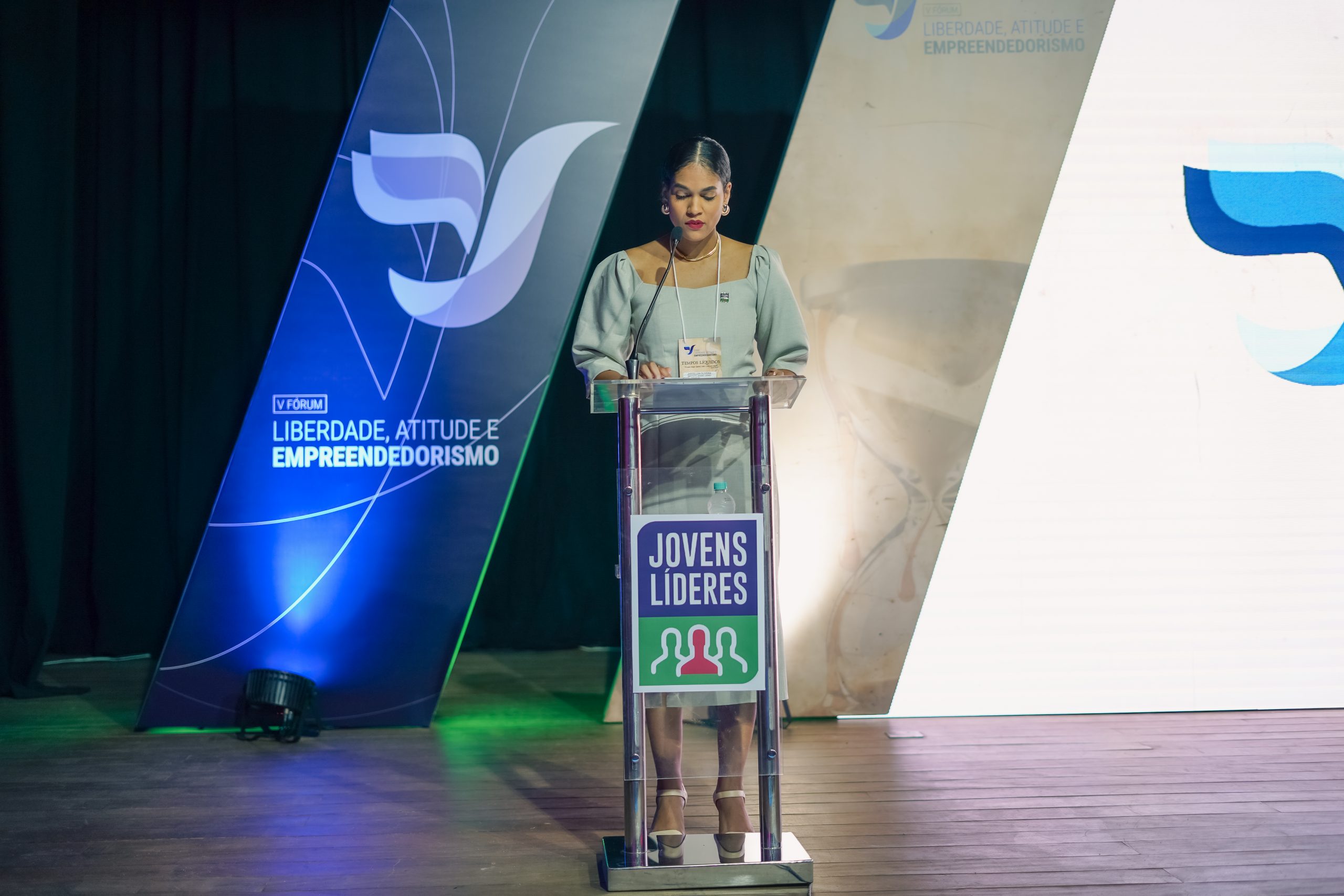 Jhocellen Oliveira